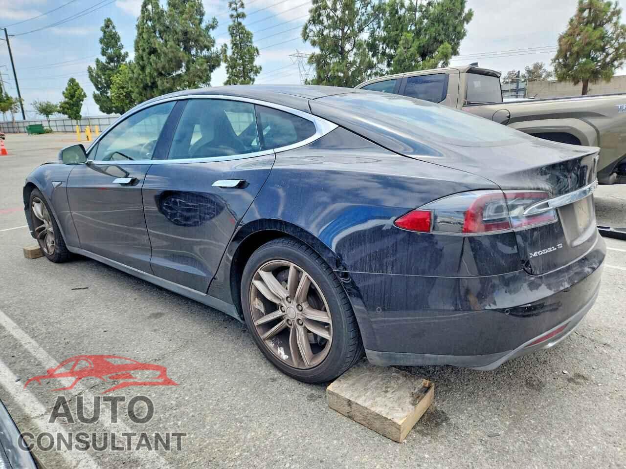 TESLA MODEL S 2015 - 5YJSA1E24FF103390