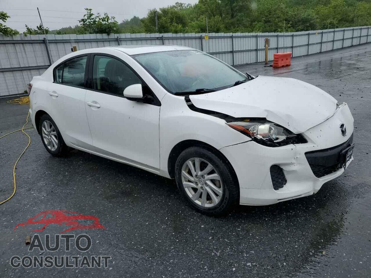 MAZDA 3 2012 - JM1BL1W74C1564968