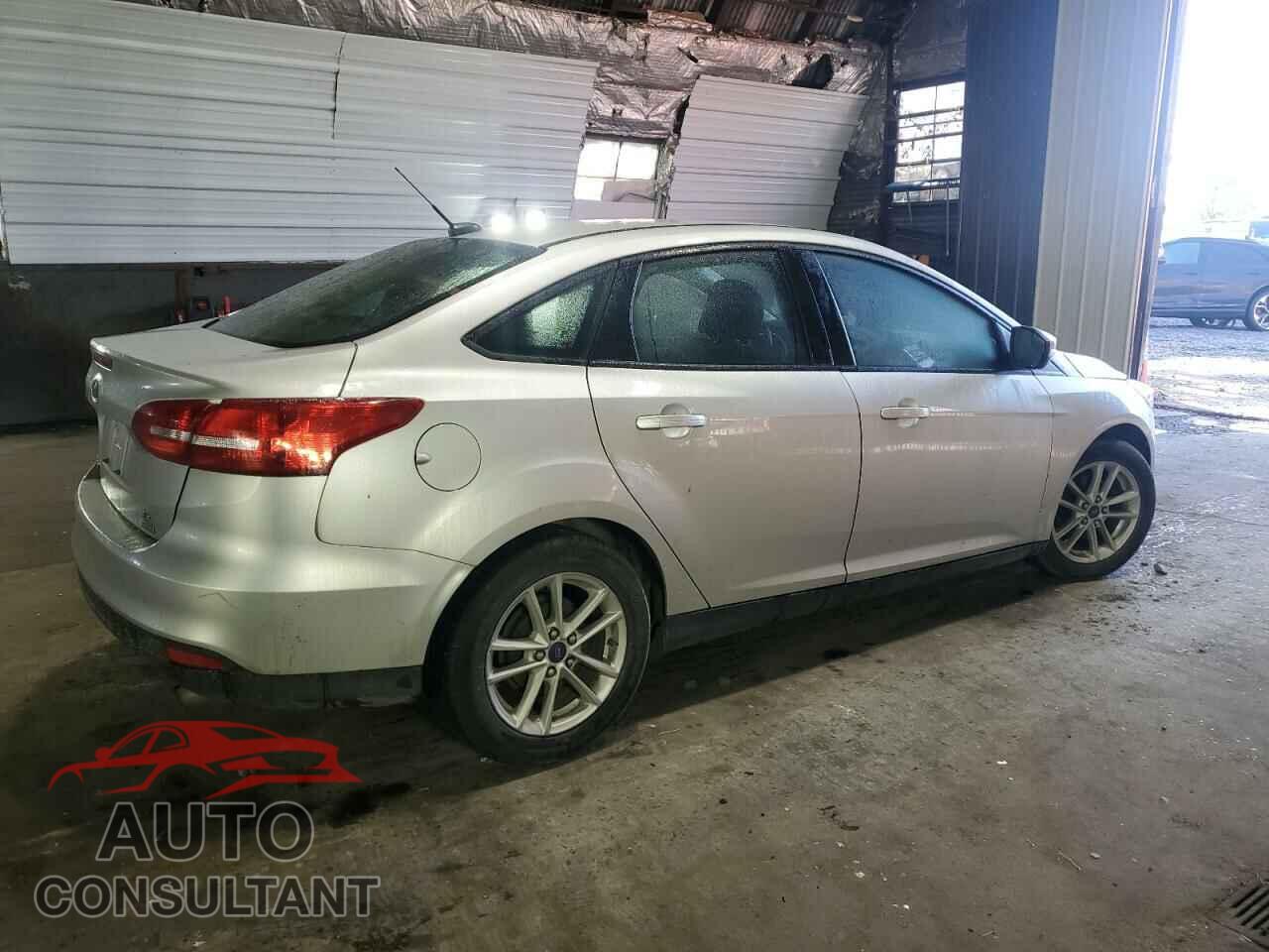 FORD FOCUS 2015 - 1FADP3FE6FL213565