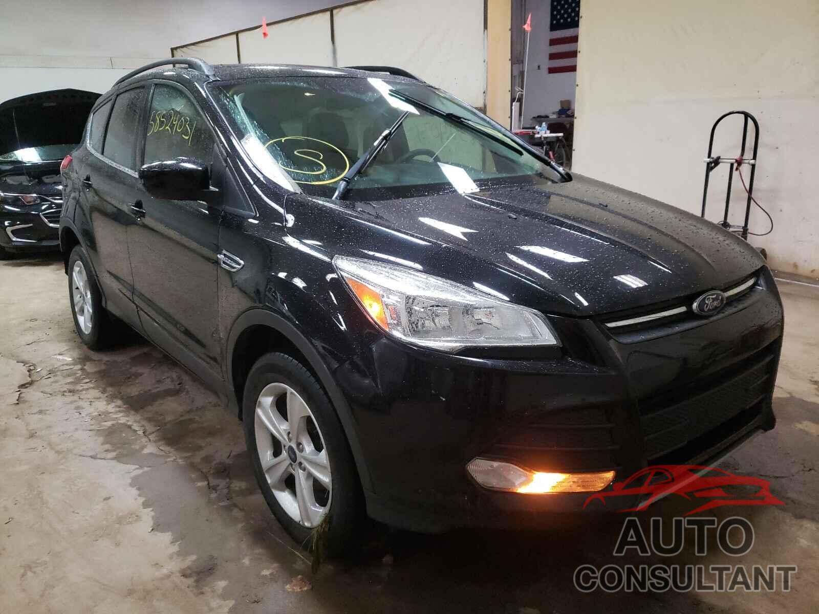 FORD ESCAPE 2016 - 1FMCU0GX2GUC55655