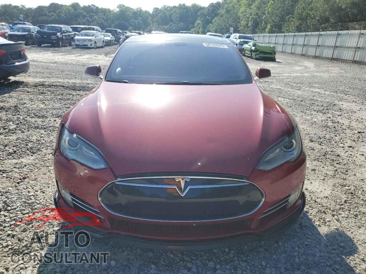 TESLA MODEL S 2013 - 5YJSA1DP0DFP17346