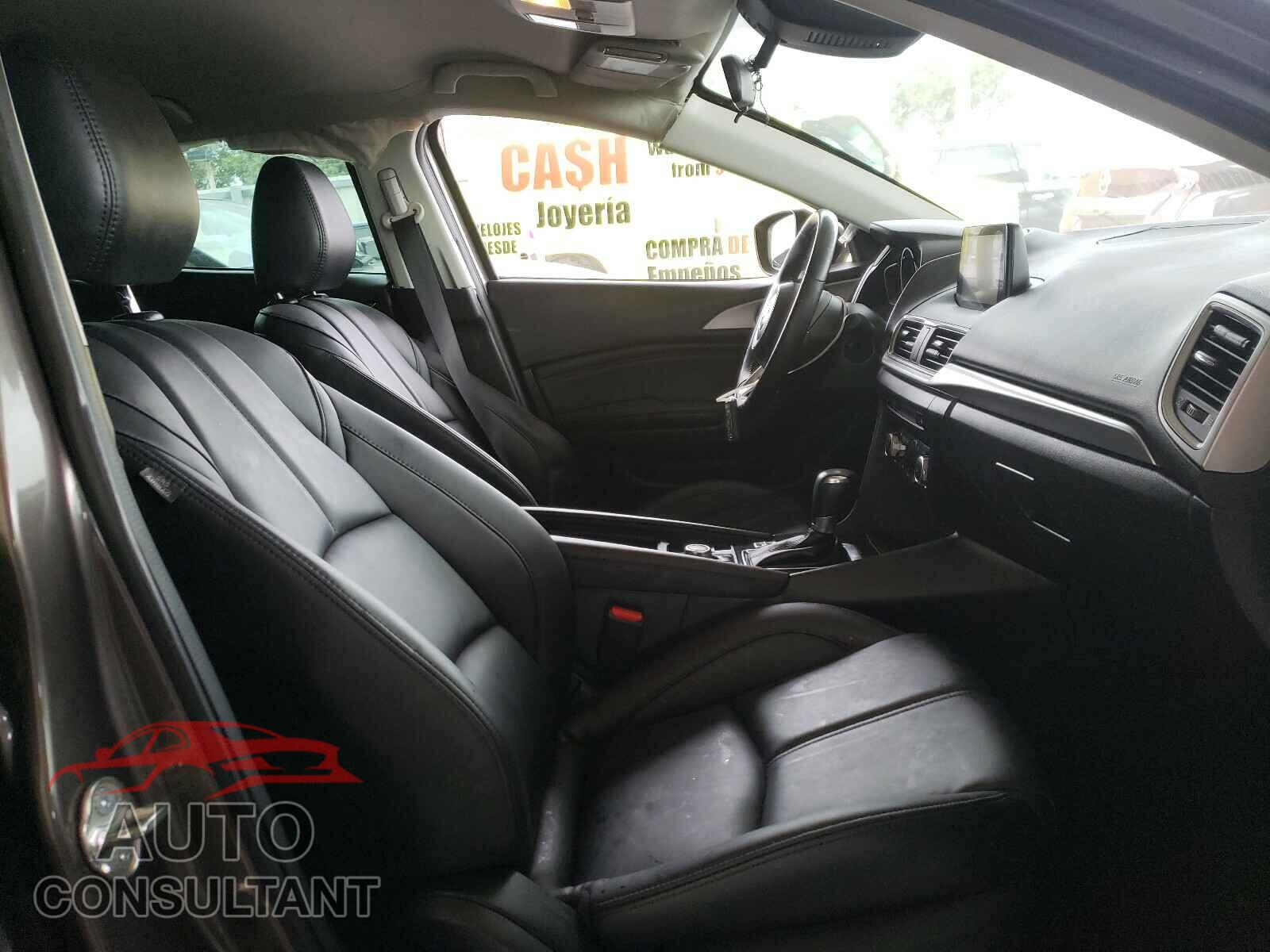 MAZDA 3 2017 - 3MZBN1V73HM122492
