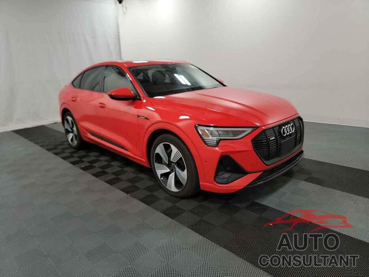 AUDI E-TRON 2021 - WA13AAGEXMB030421