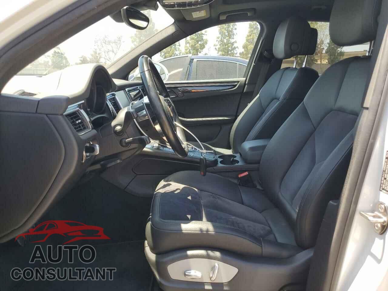 PORSCHE MACAN 2018 - WP1AA2A51JLB12277