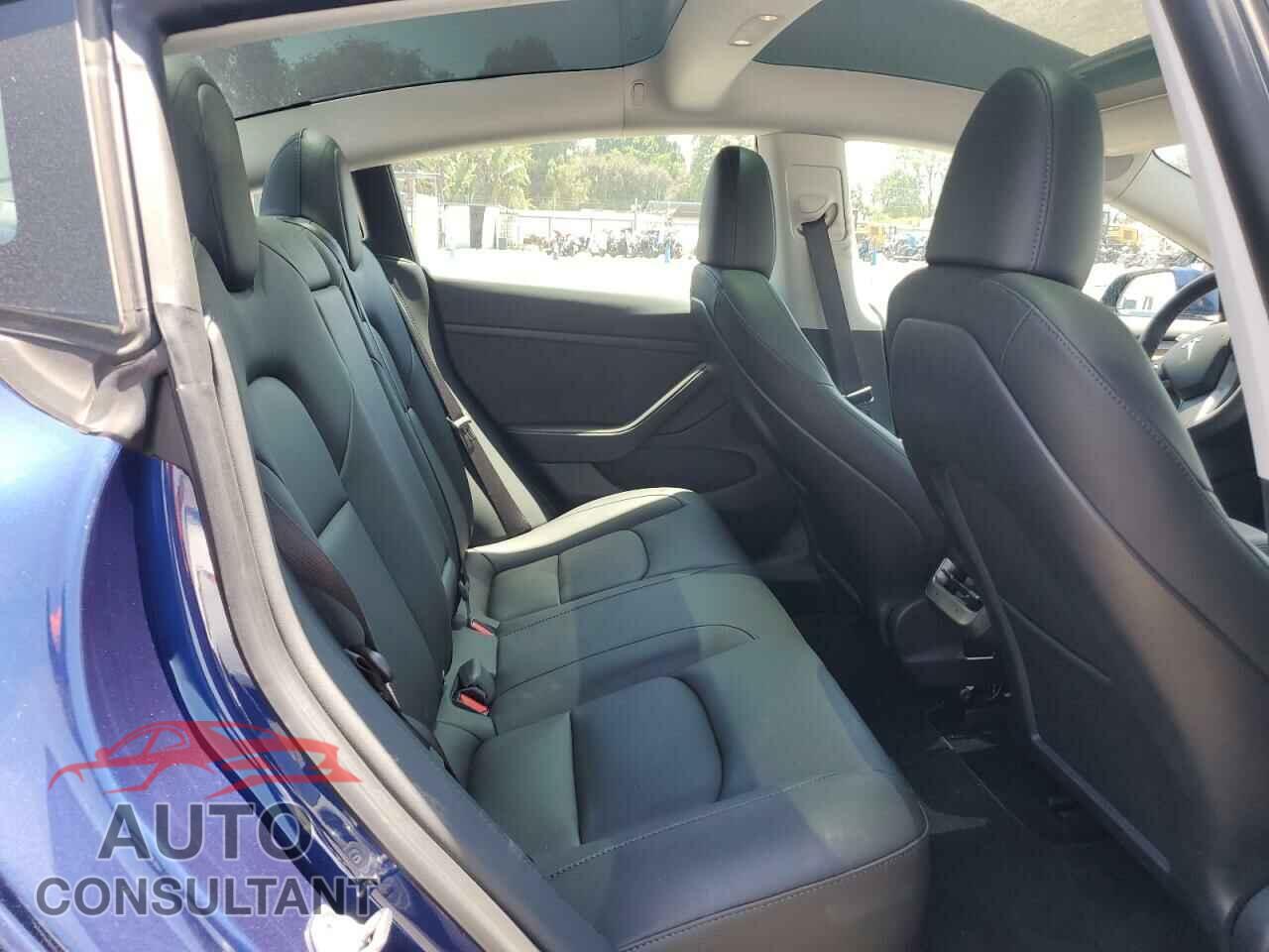 TESLA MODEL 3 2023 - 5YJ3E1EC2PF551405