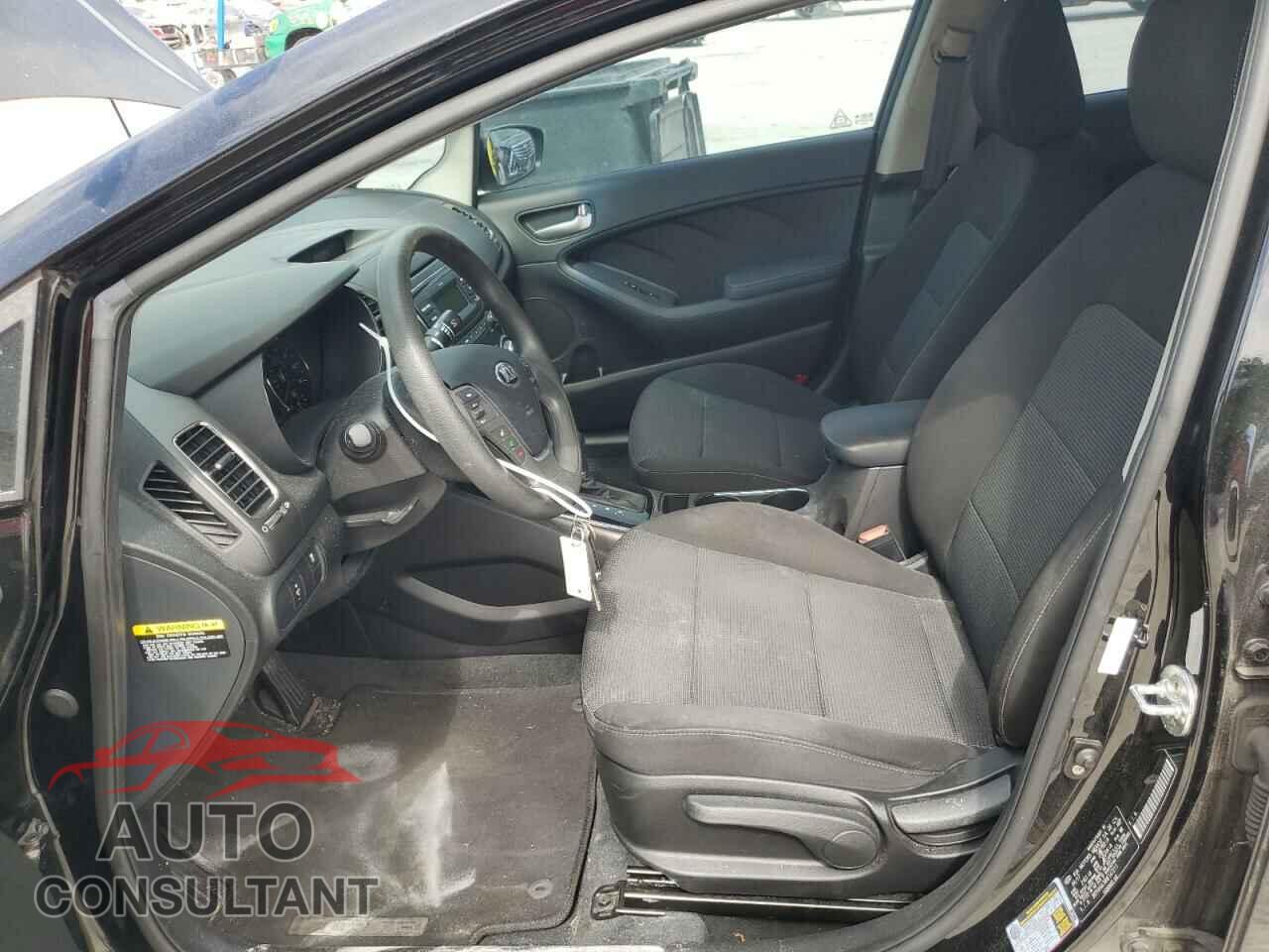 KIA FORTE 2017 - 3KPFK4A78HE147211