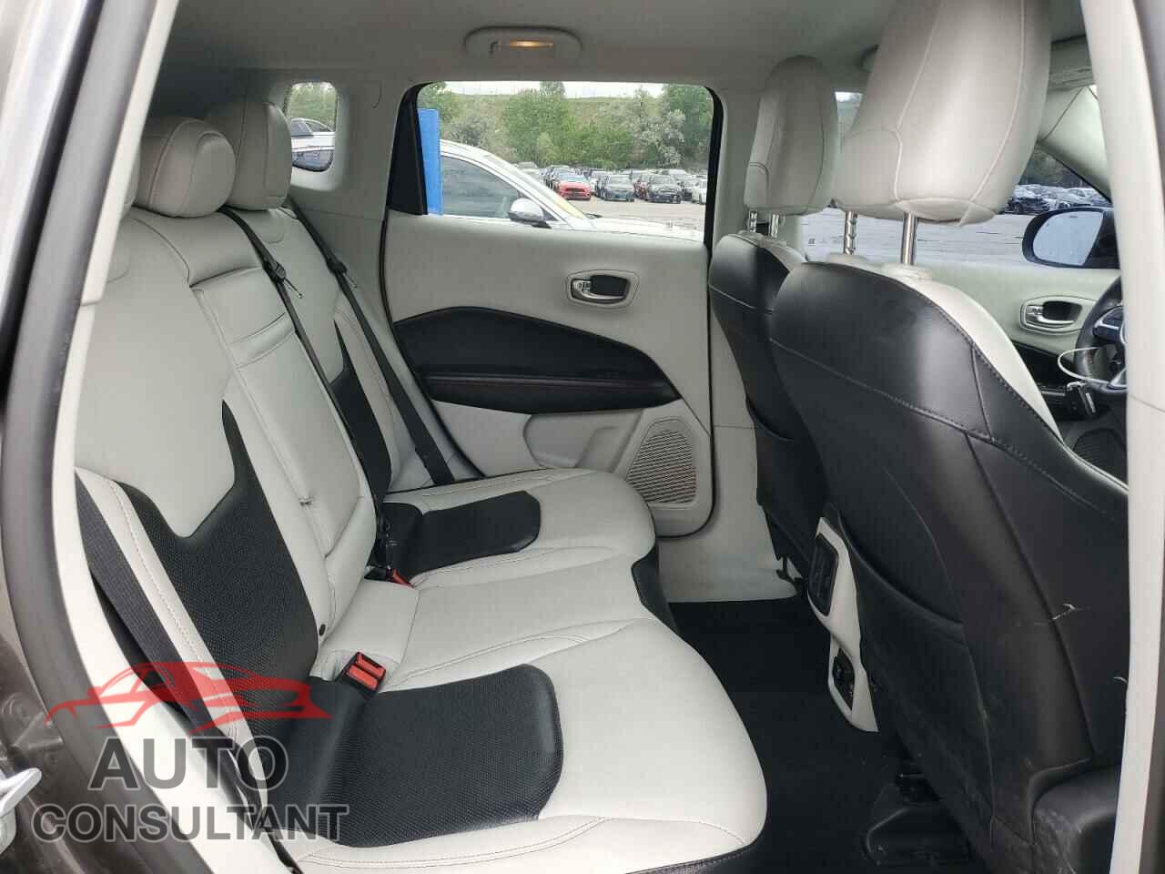 JEEP COMPASS 2017 - 3C4NJDCB3HT636384