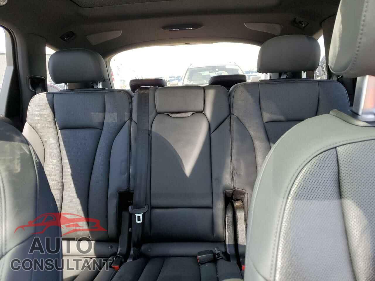 AUDI Q7 2021 - WA1MXAF77MD011061