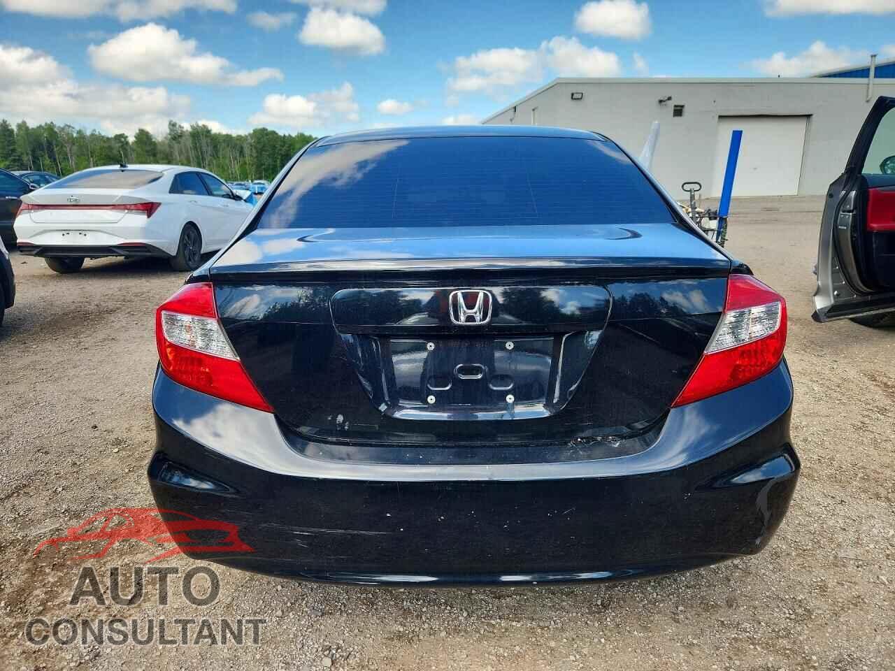 HONDA CIVIC 2012 - 2HGFB2F52CH108625