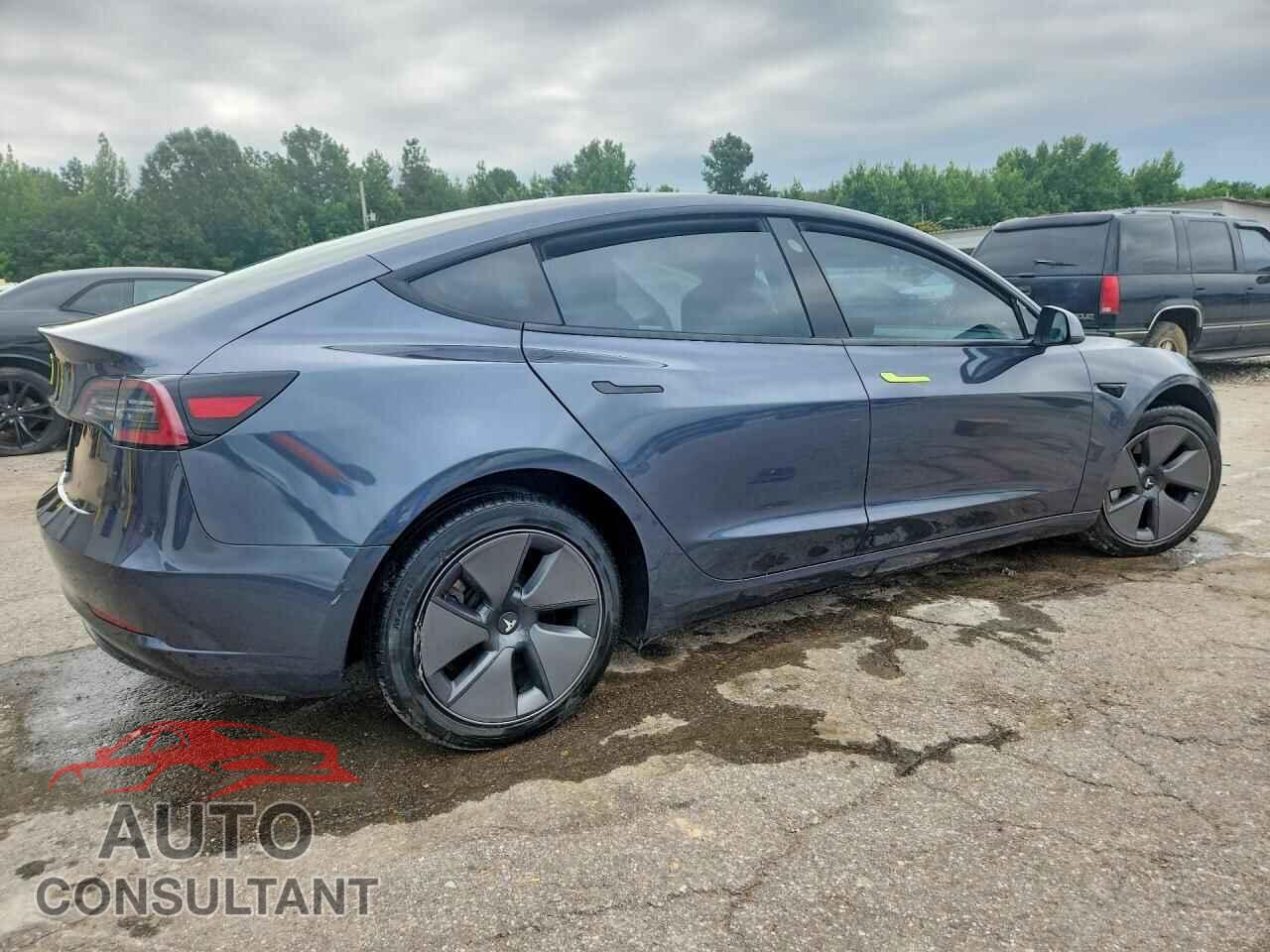 TESLA MODEL 3 2021 - 5YJ3E1EA0MF906131
