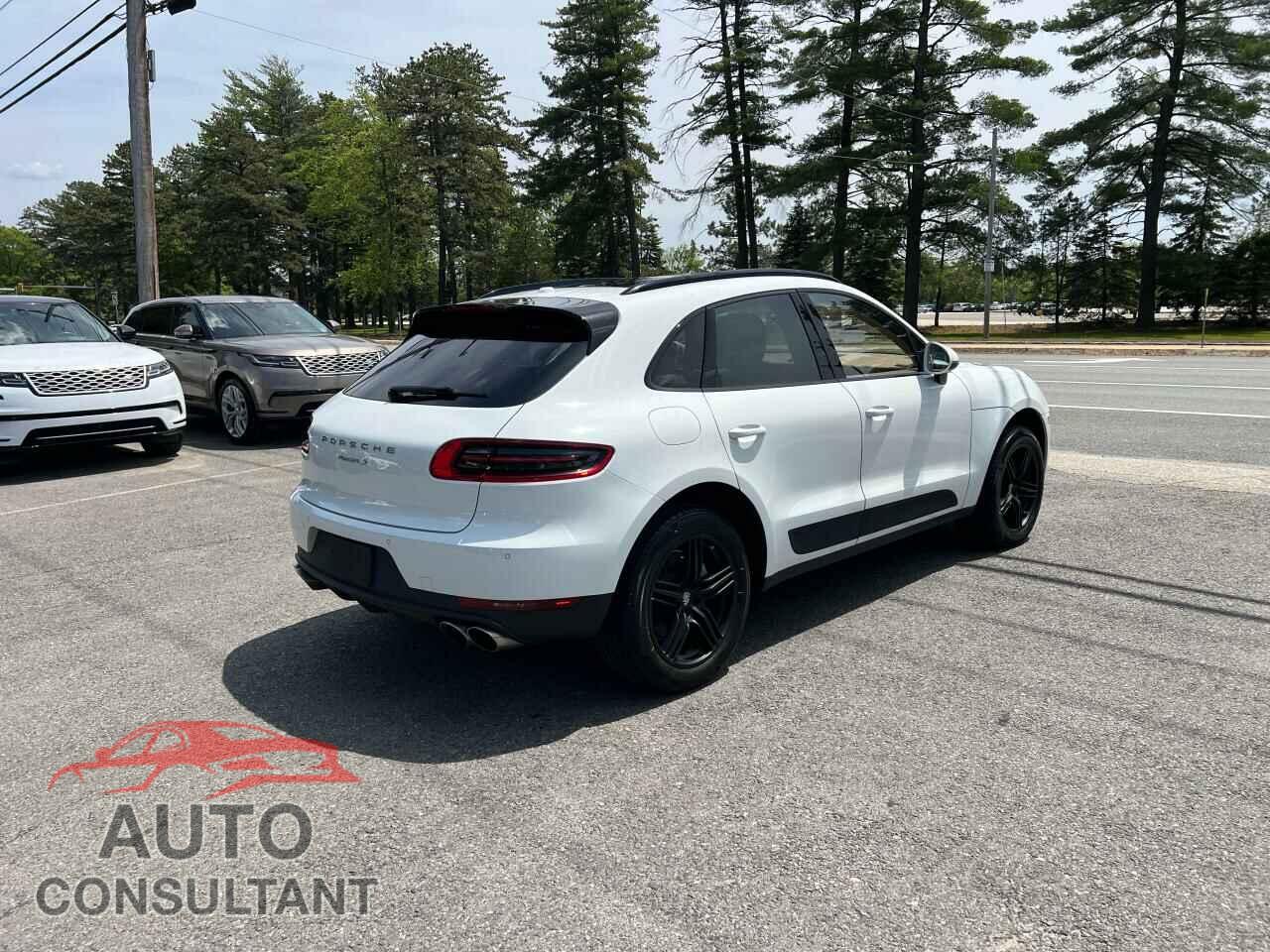 PORSCHE MACAN 2015 - WP1AB2A51FLB68451