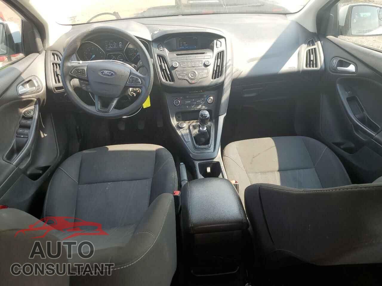 FORD FOCUS 2017 - 1FADP3FE1HL238408