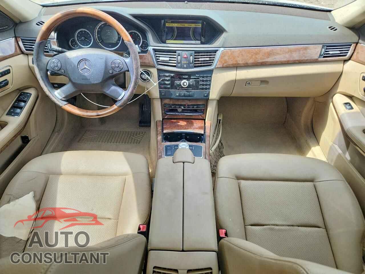 MERCEDES-BENZ E-CLASS 2010 - WDDHF8HB4AA218062