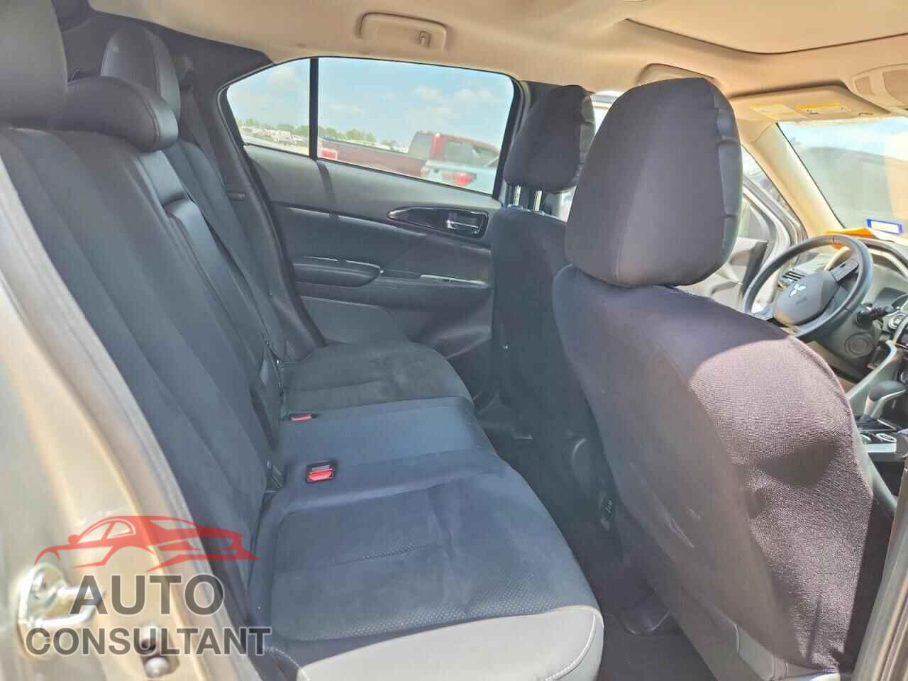 MITSUBISHI ECLIPSE 2023 - JA4ATWAA0PZ052119