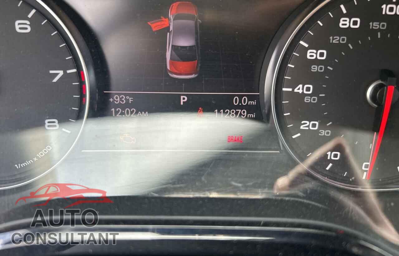 AUDI A8 2012 - WAURVAFD6CN015907