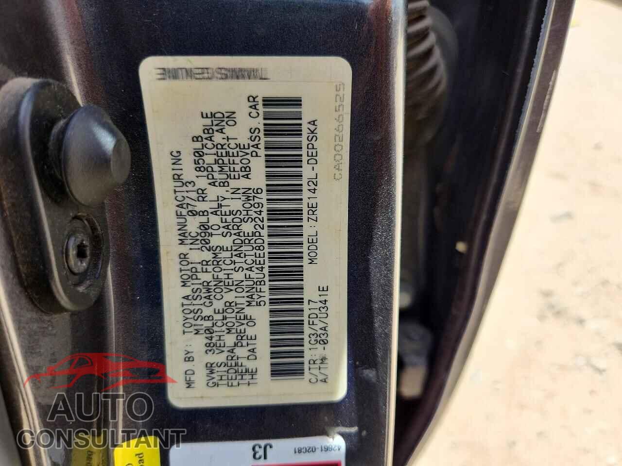 TOYOTA COROLLA 2013 - 5YFBU4EE8DP224976