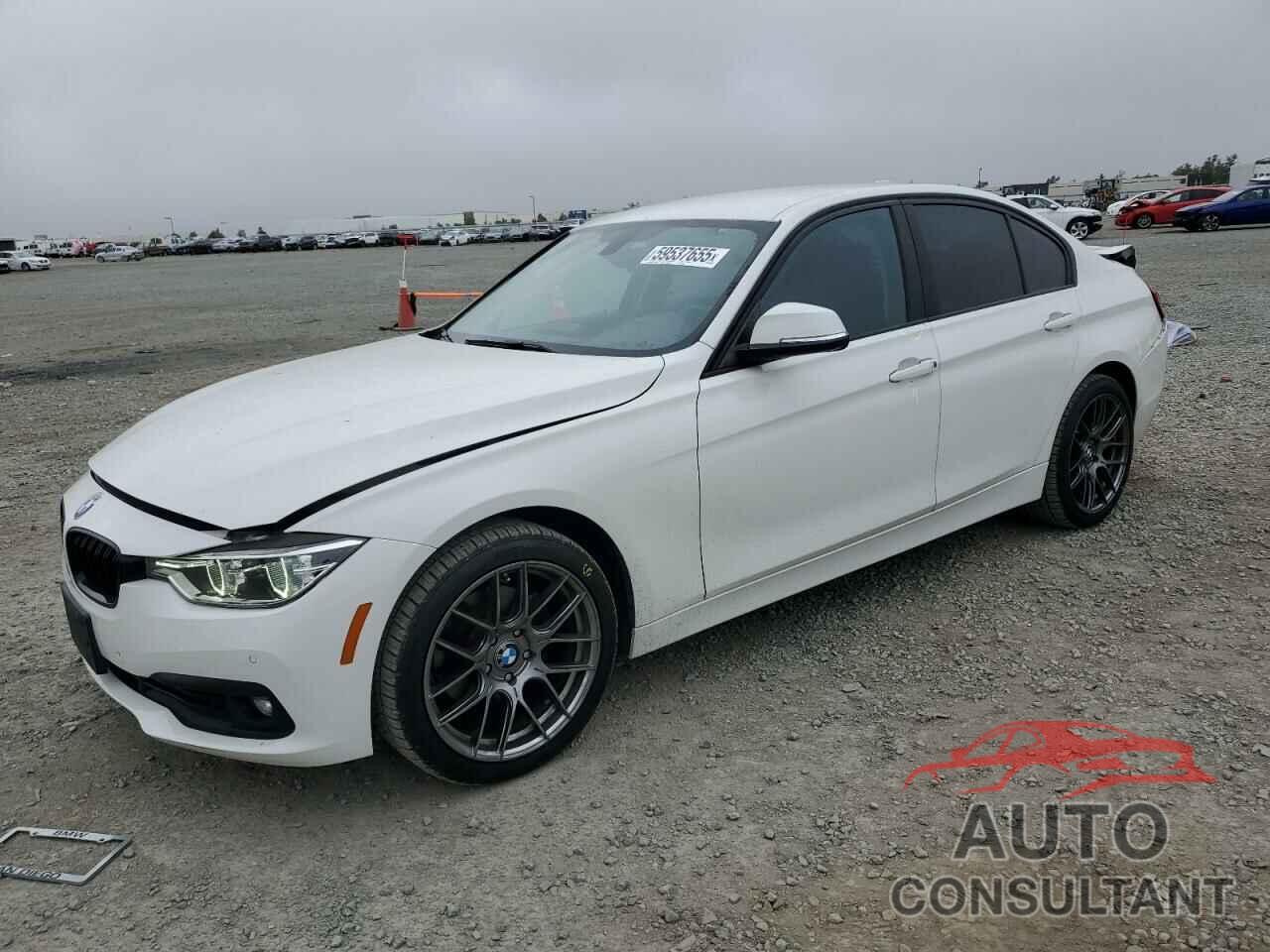 BMW 3 SERIES 2018 - WBA8E5G5XJNV02809