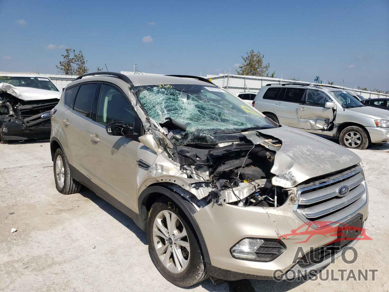 FORD ESCAPE 2018 - 1FMCU0HD5JUD17934