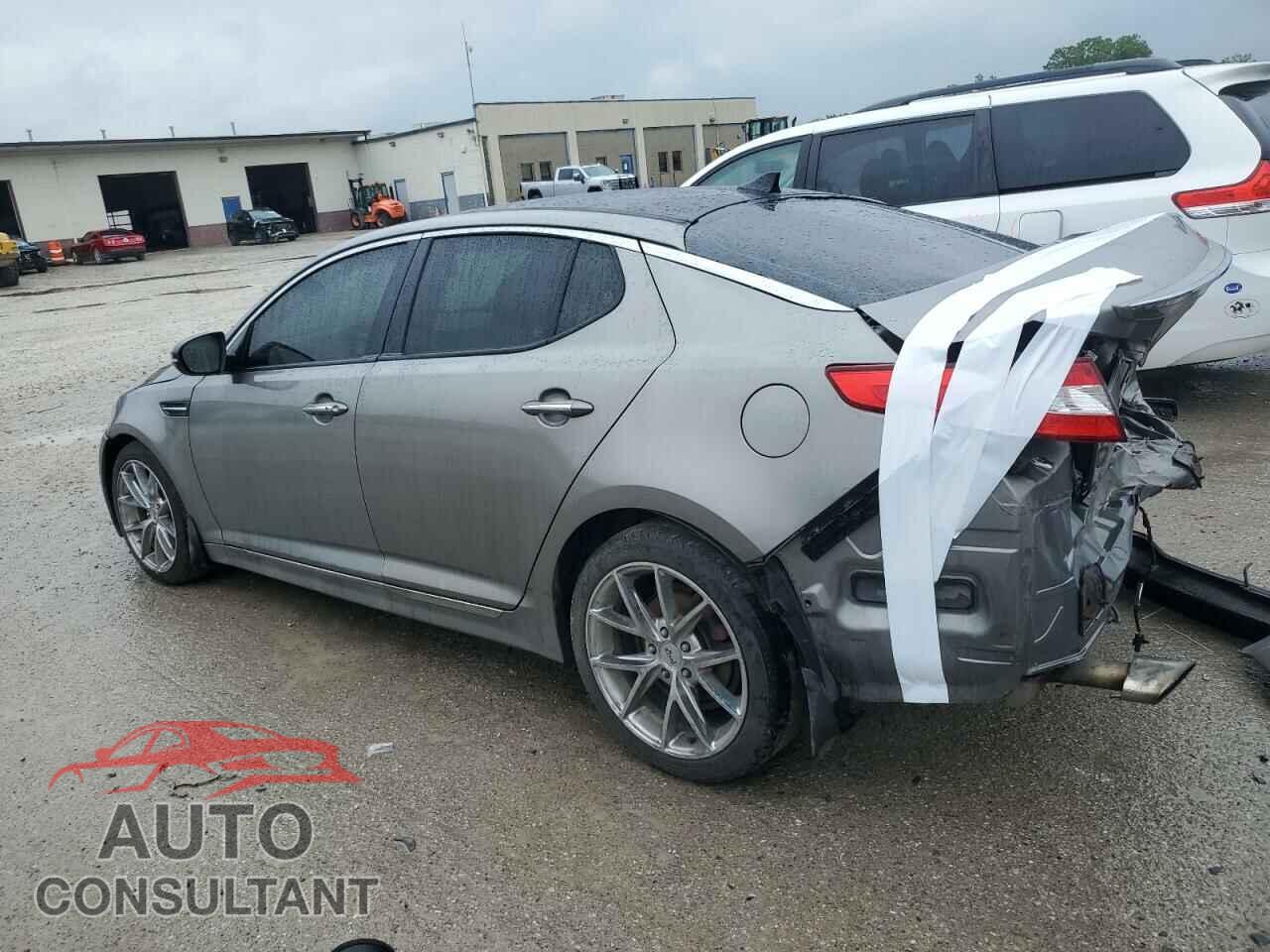 KIA OPTIMA 2013 - 5XXGR4A62DG102323
