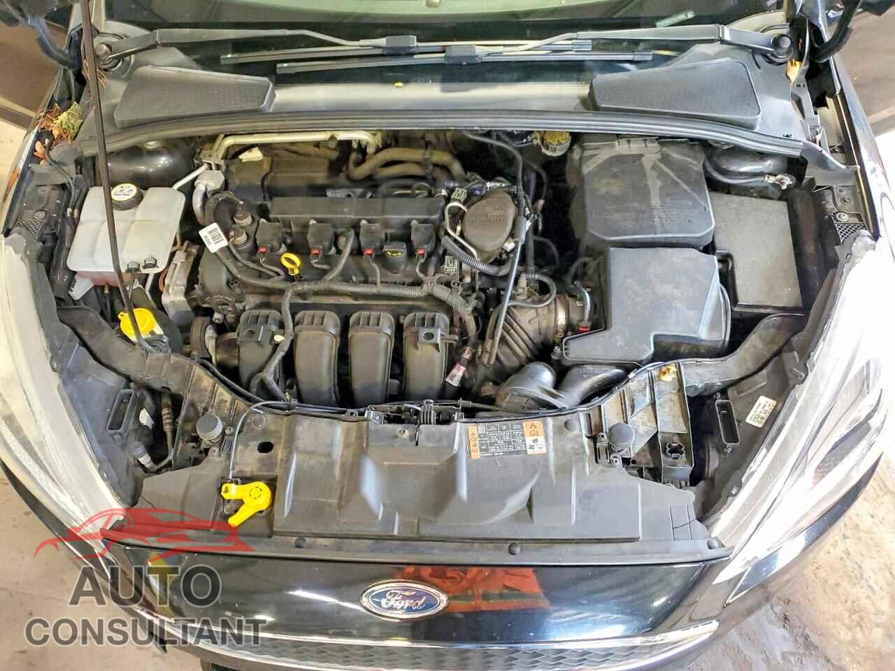 FORD FOCUS 2015 - 1FADP3K27FL215966