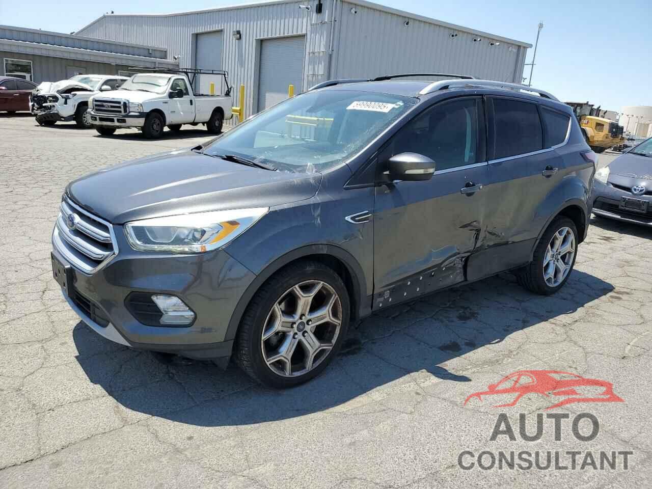FORD ESCAPE 2017 - 1FMCU0J93HUC96050