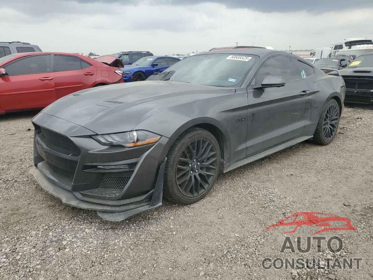 FORD MUSTANG 2018 - 1FA6P8CF8J5154163