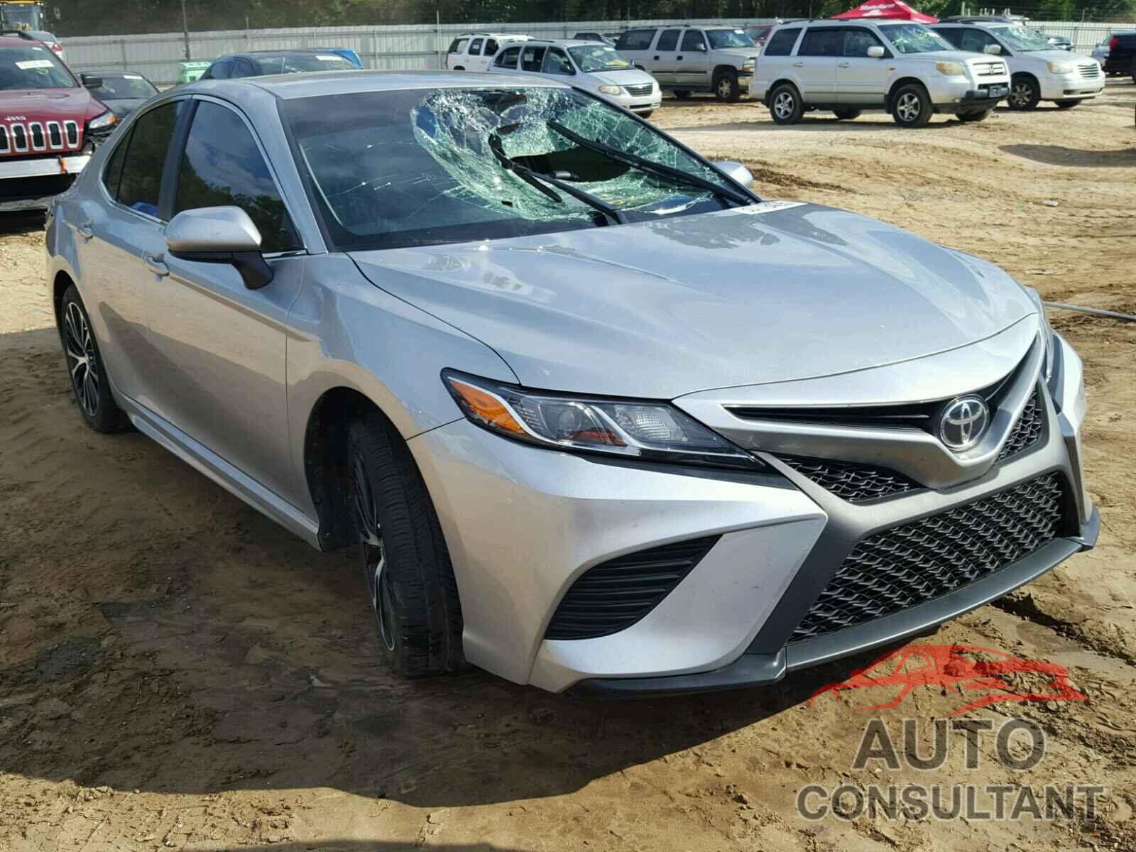 TOYOTA CAMRY 2018 - 4T1B11HKXJU535652