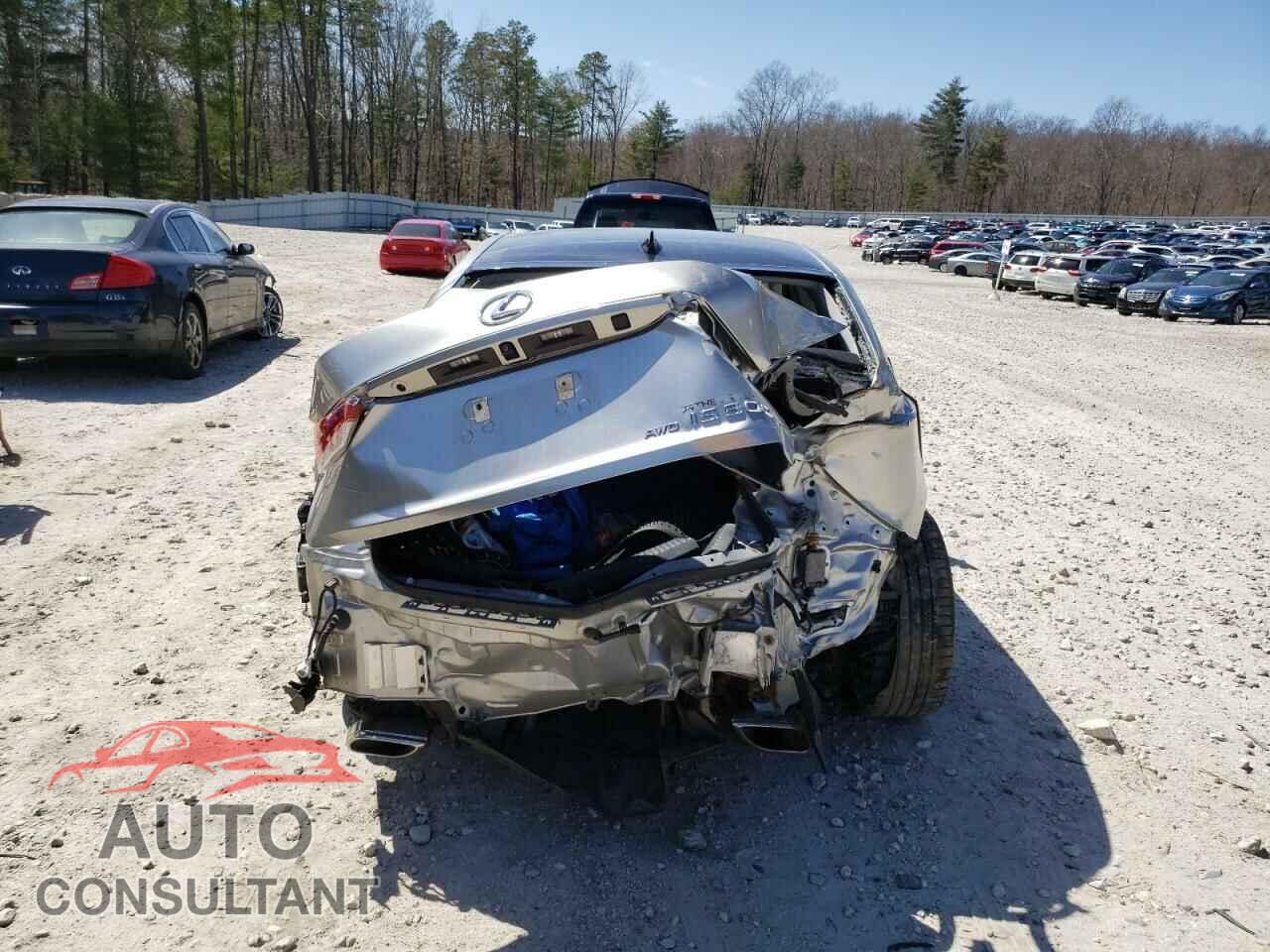 LEXUS IS 2018 - JTHC81D28J5032933