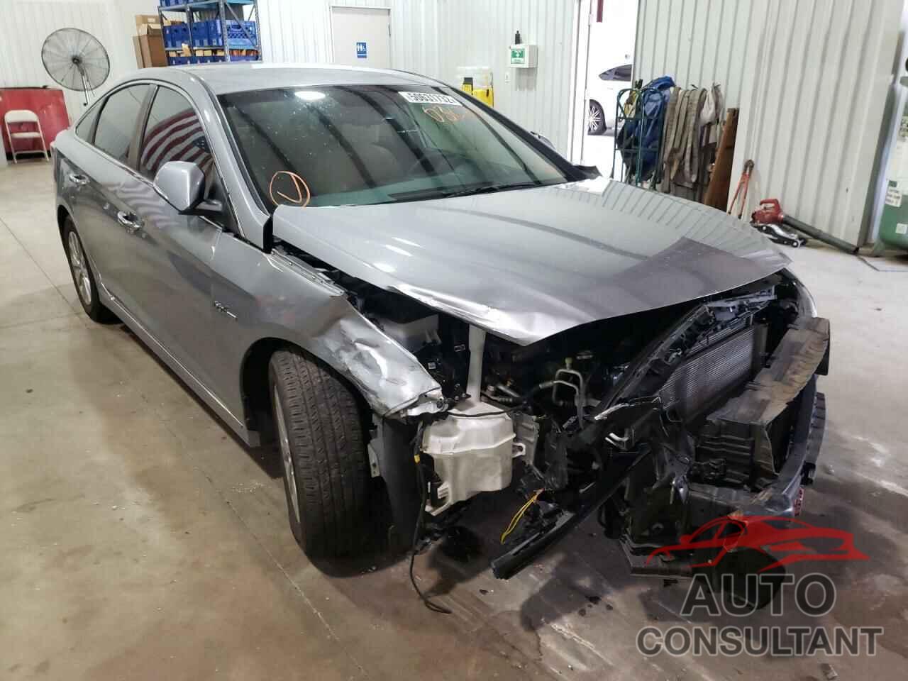 HYUNDAI SONATA 2016 - KMHE24L18GA036711