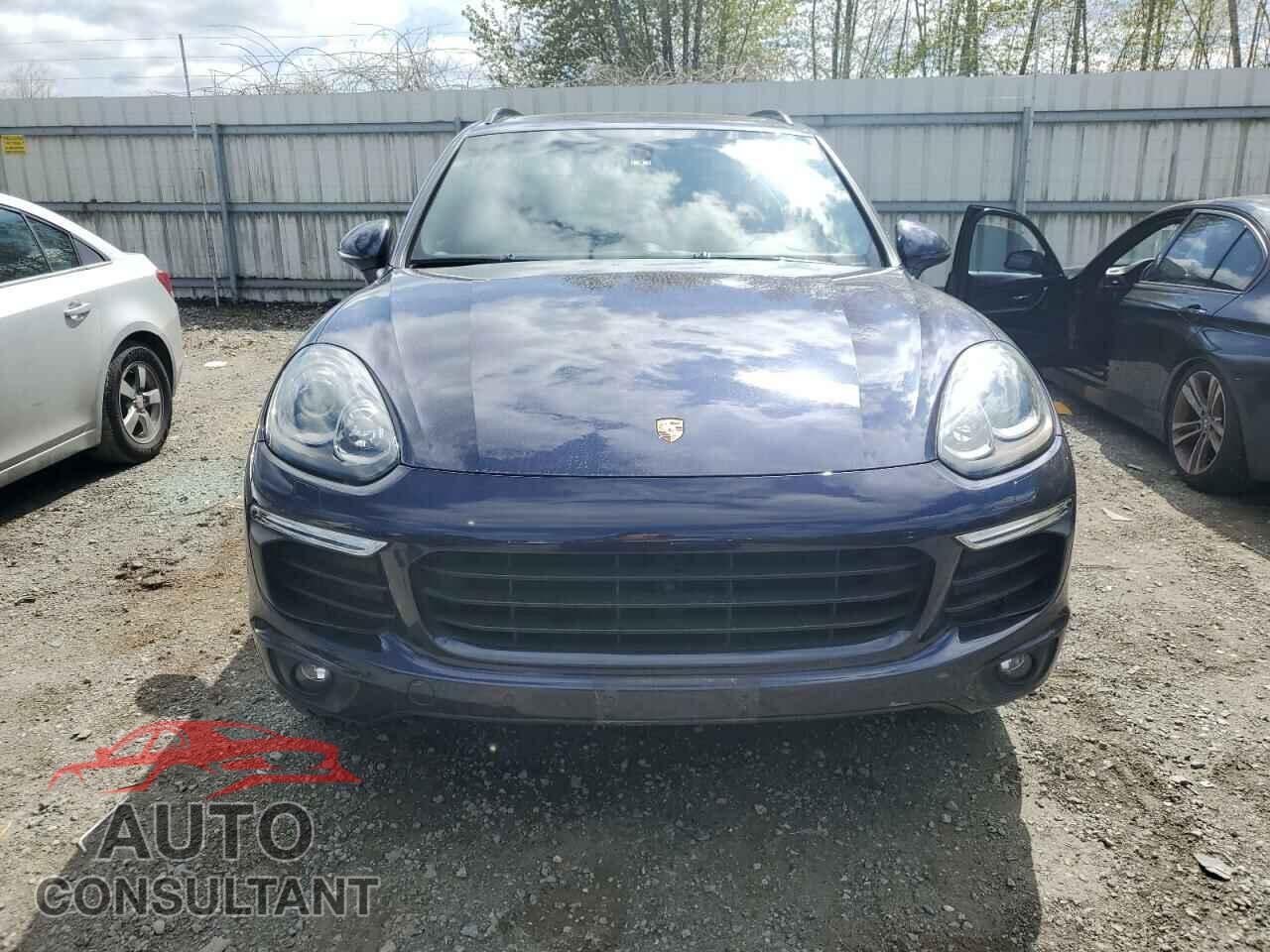 PORSCHE CAYENNE 2017 - WP1AA2A27HKA80831