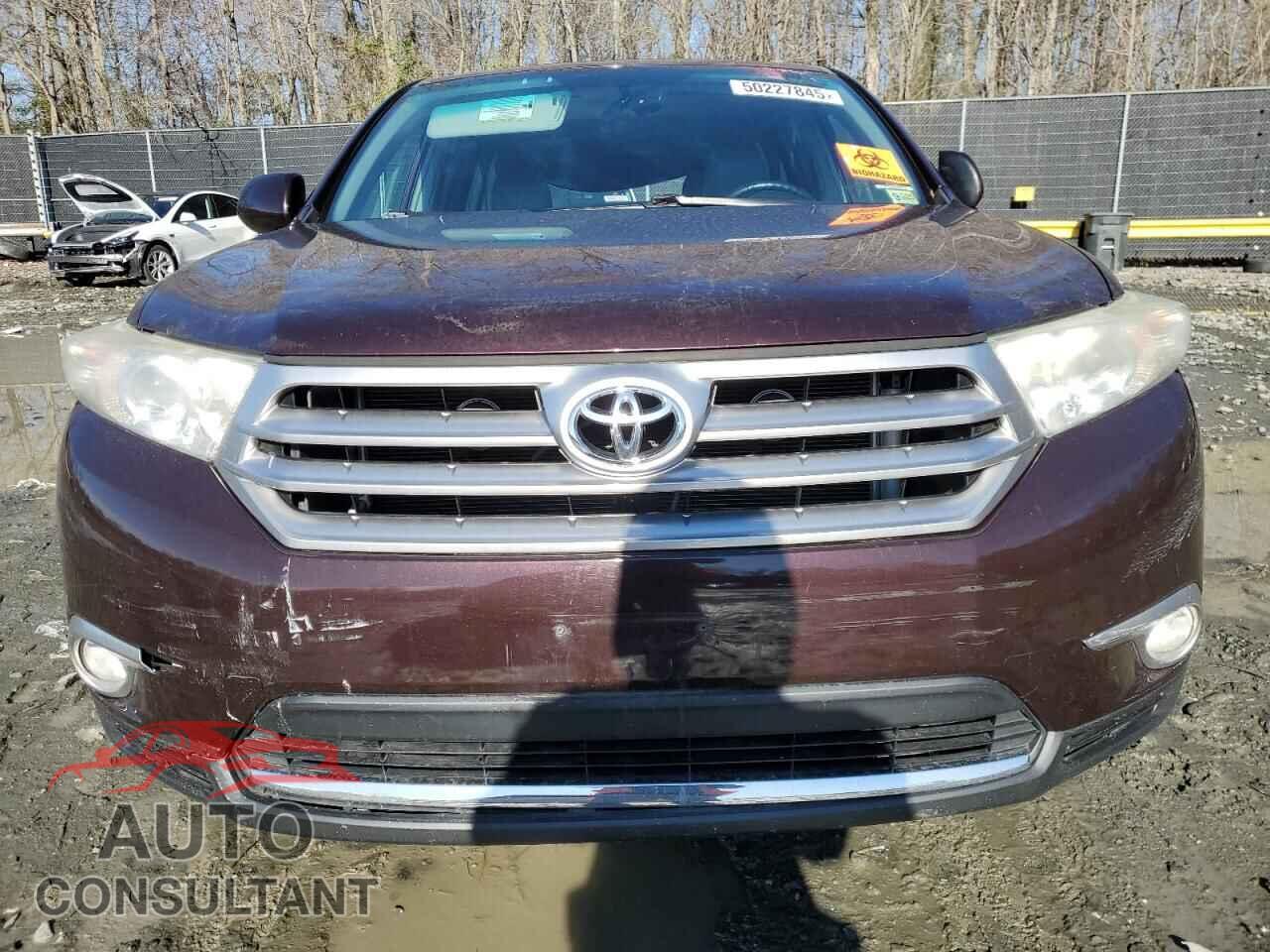 TOYOTA HIGHLANDER 2012 - 5TDBK3EH0CS152011
