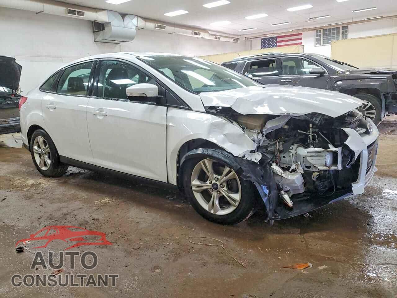 FORD FOCUS 2014 - 1FADP3F29EL217890