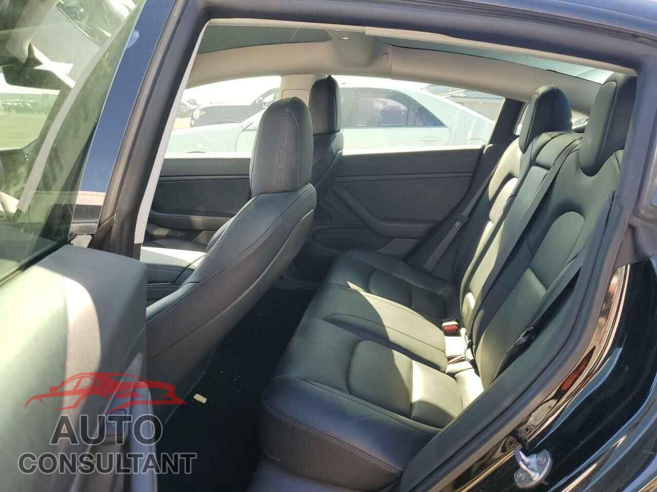 TESLA MODEL 3 2021 - 5YJ3E1EB4MF903208