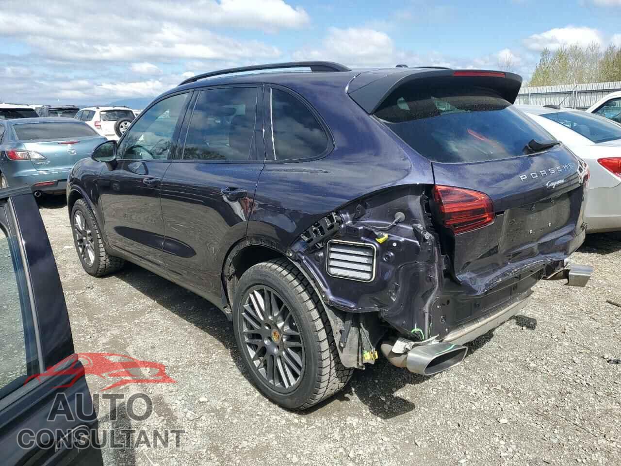 PORSCHE CAYENNE 2017 - WP1AA2A27HKA80831