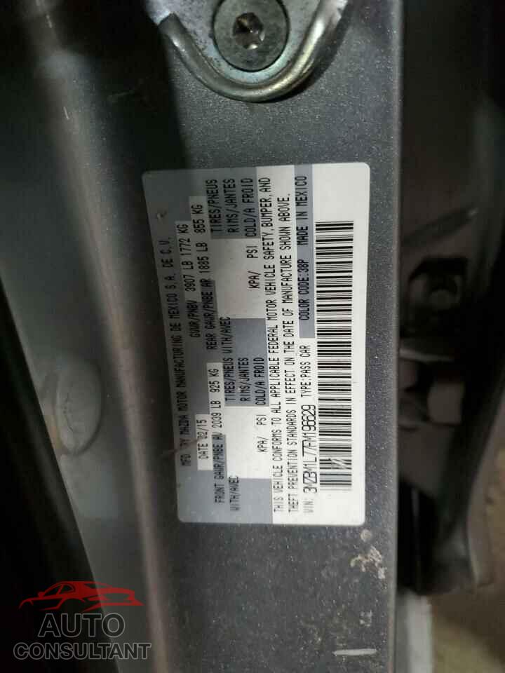 MAZDA 3 2015 - 3MZBM1L77FM196629