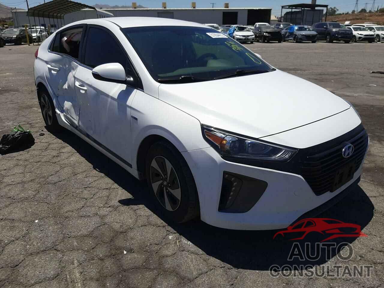 HYUNDAI IONIQ 2017 - KMHC75LC2HU044092