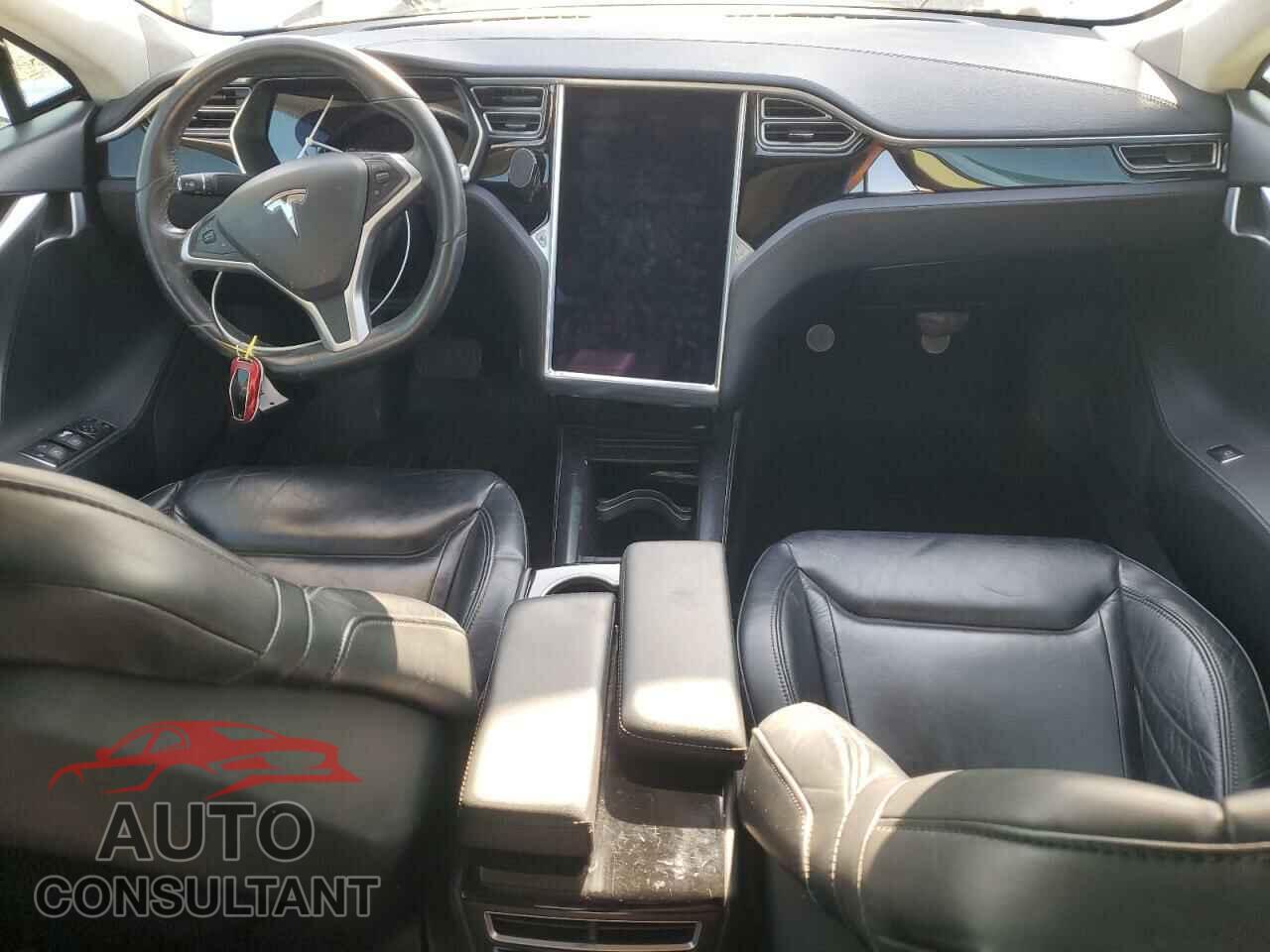 TESLA MODEL S 2015 - 5YJSA1S22FF094368