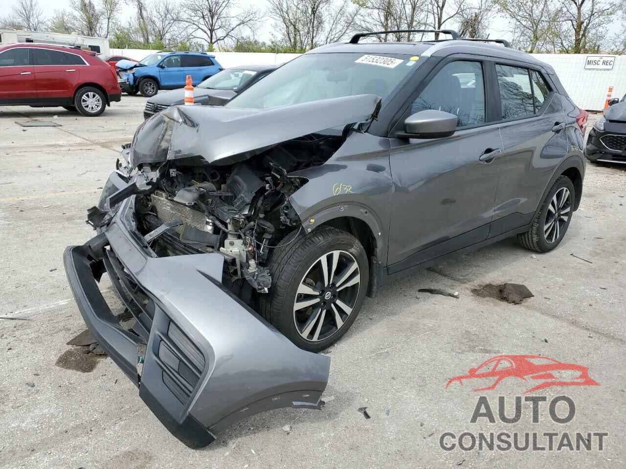 NISSAN KICKS 2018 - 3N1CP5CU8JL532205