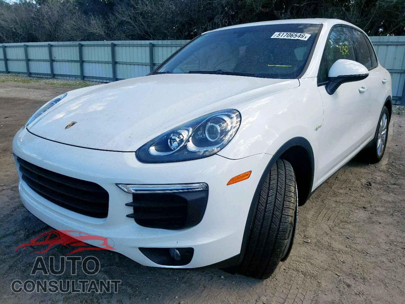 PORSCHE CAYENNE SE 2016 - WP1AE2A2XGLA58495