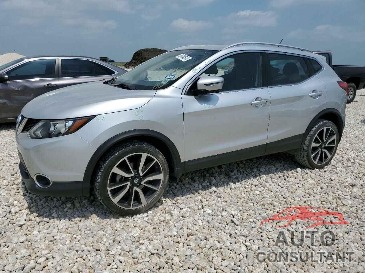 NISSAN ROGUE 2017 - JN1BJ1CP3HW017181