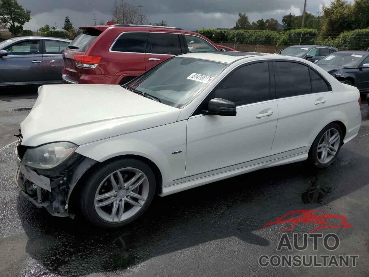 MERCEDES-BENZ C-CLASS 2012 - WDDGF4HB8CA616379