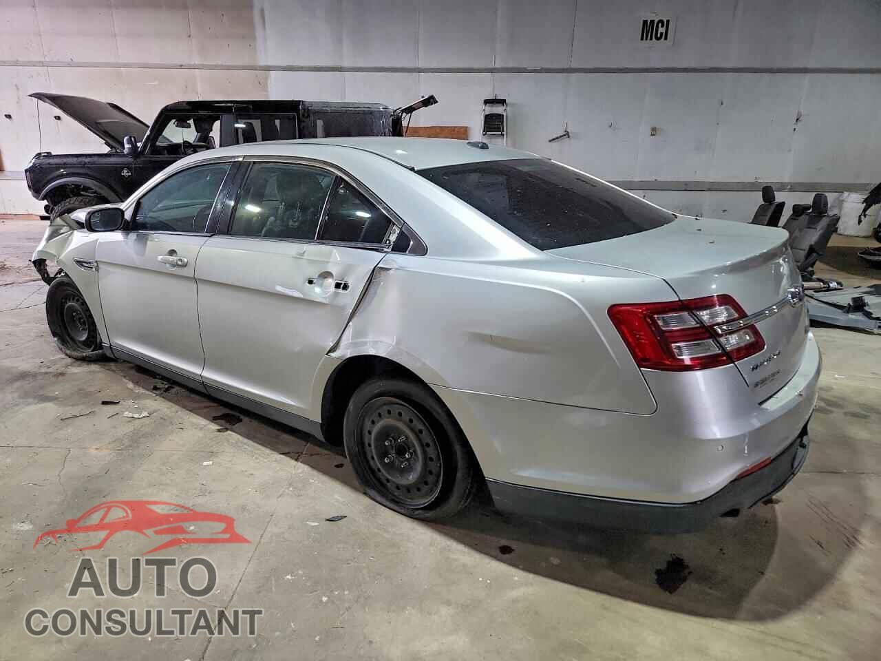 FORD TAURUS 2016 - 1FAHP2F8XGG106437