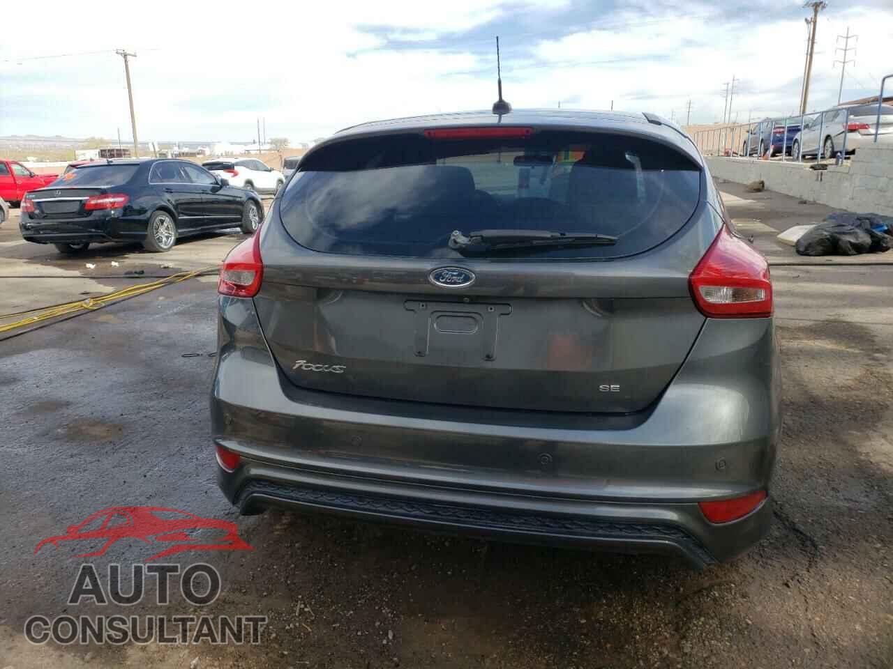 FORD FOCUS 2015 - 1FADP3K2XFL221003