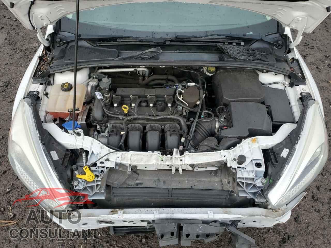FORD FOCUS 2015 - 1FADP3E24FL269110