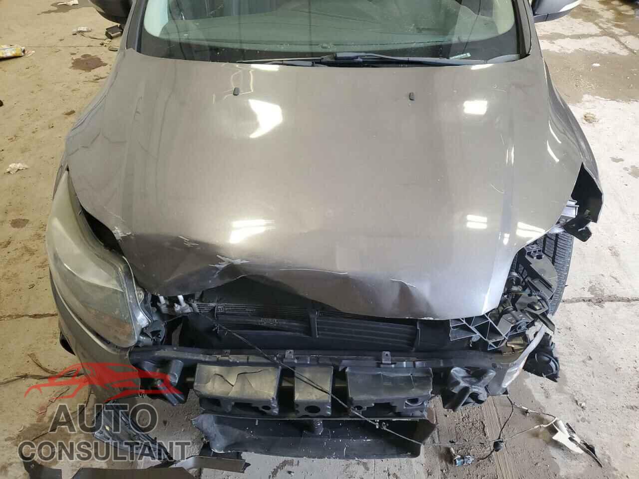 FORD FOCUS 2013 - 1FADP3N20DL306103