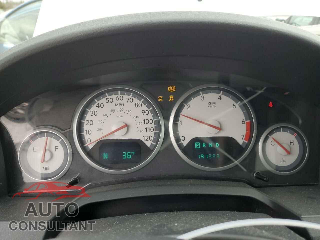 DODGE CARAVAN 2010 - 2D4RN5D12AR195618