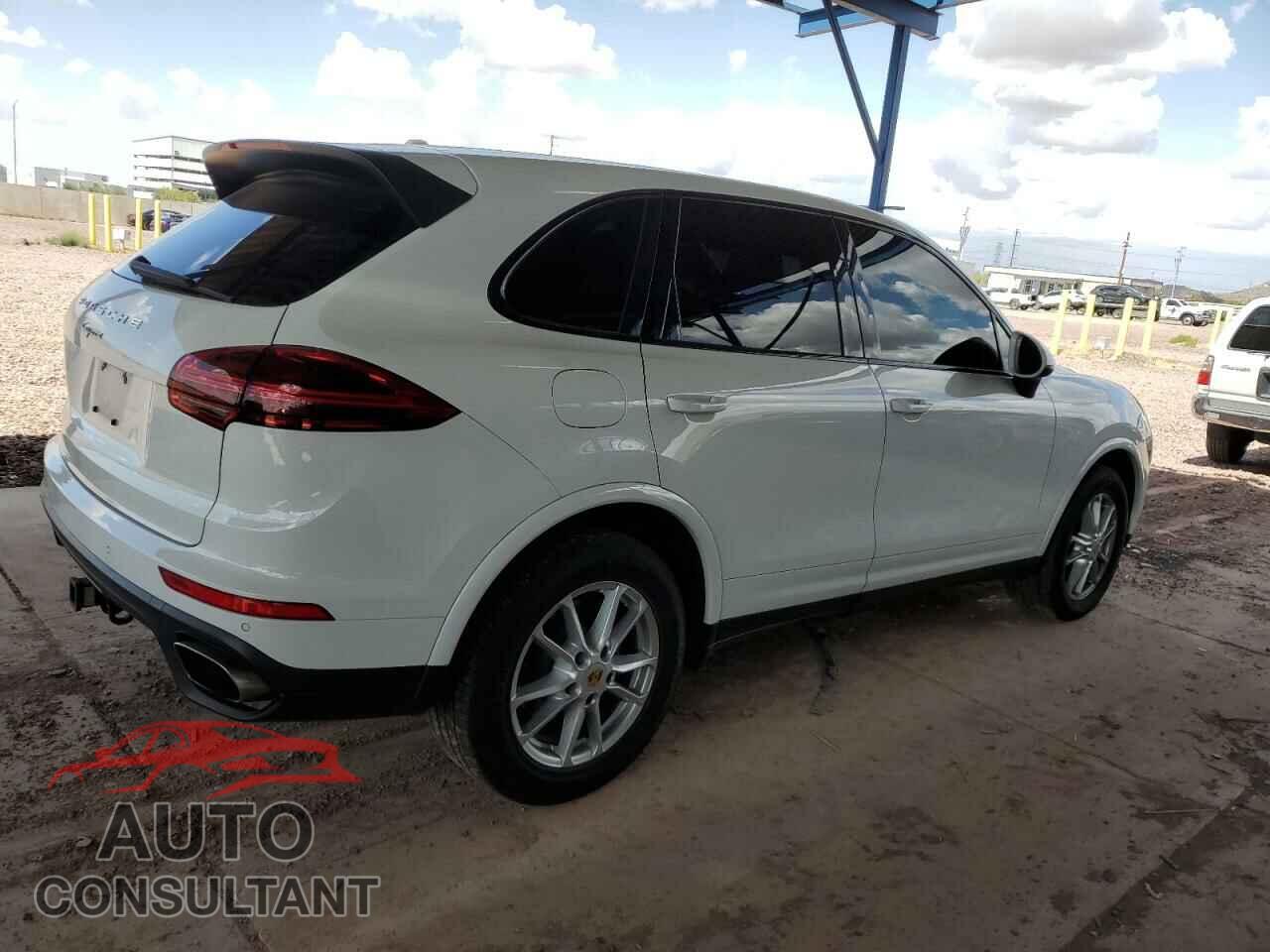 PORSCHE CAYENNE 2017 - WP1AA2A28HKA83625
