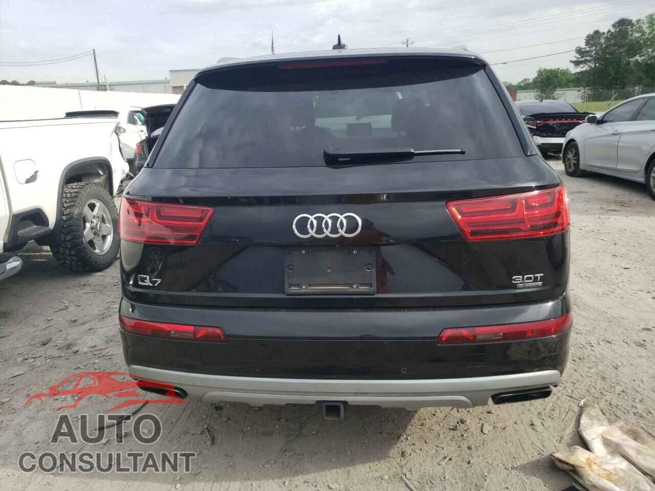 AUDI Q7 2017 - WA1VAAF75HD035807