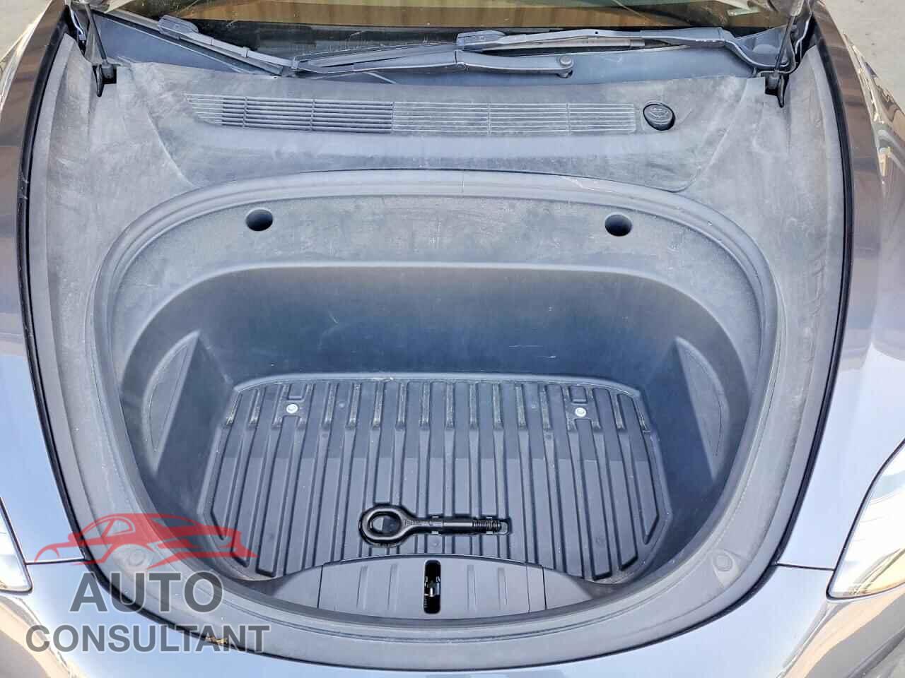 TESLA MODEL 3 2023 - 5YJ3E1EA8PF447337