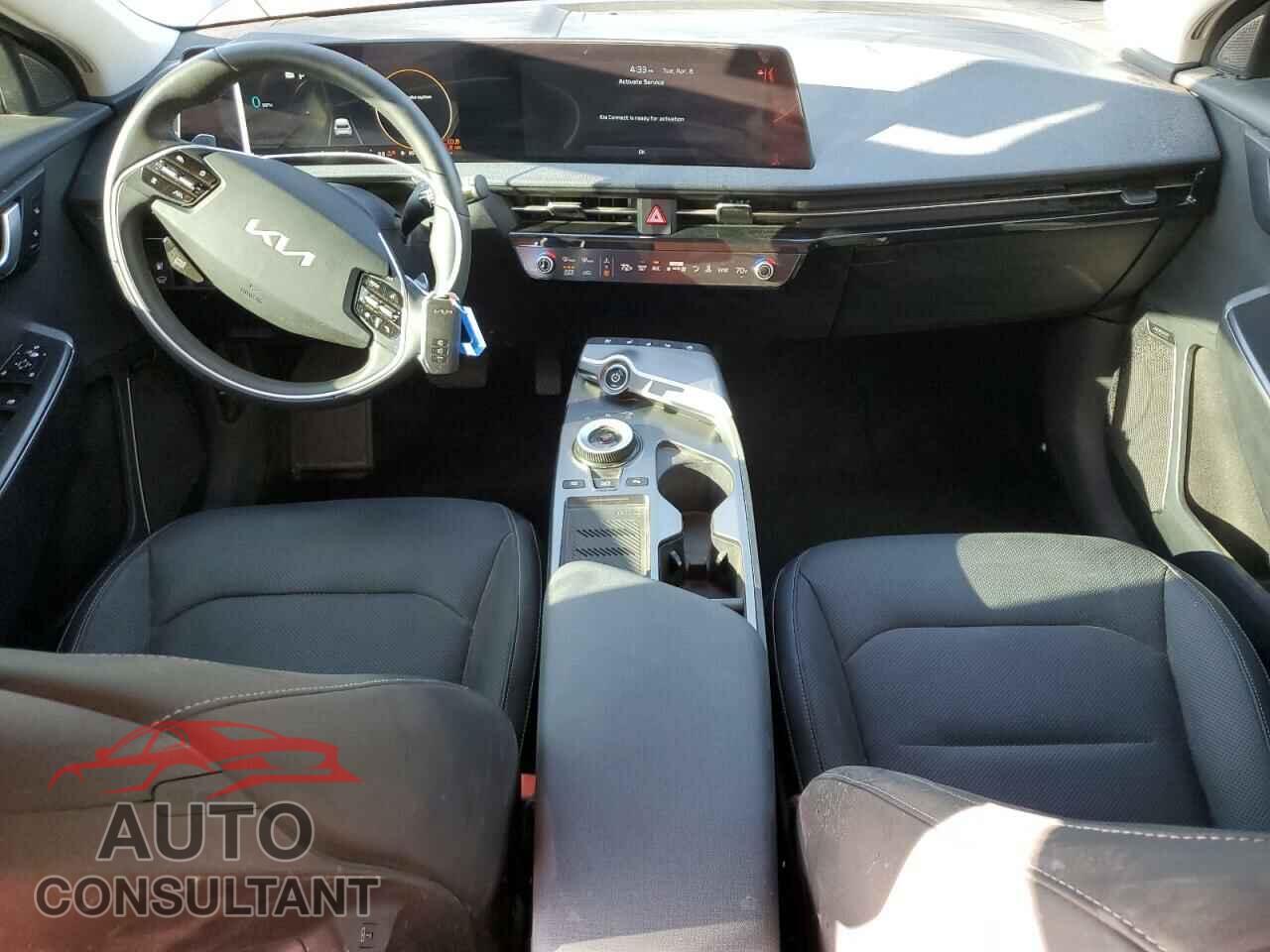 KIA EV6 LIGHT 2023 - KNDC3DLC8P5092361
